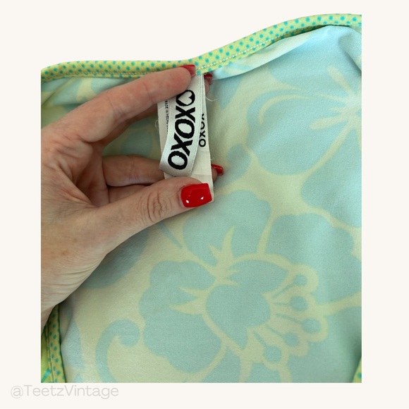 SOLD - TROPICAL WRAP SKIRT OR COVERUP - Picture 5 of 5